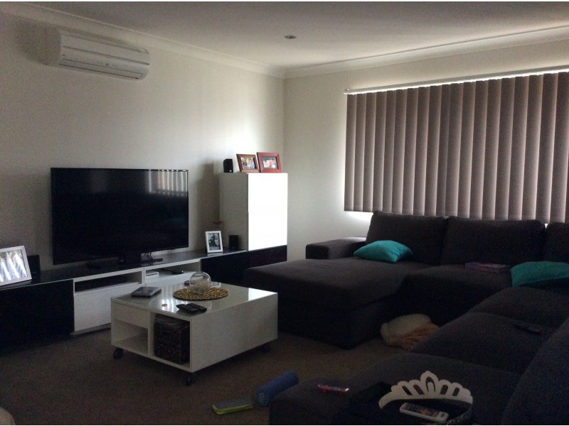 18 Mitchell St, Emerald QLD 4720