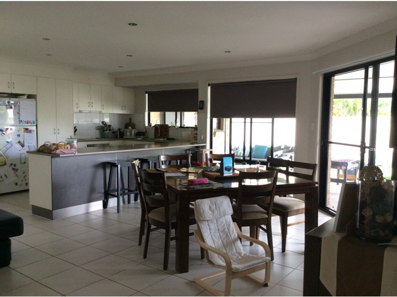 18 Mitchell St, Emerald QLD 4720