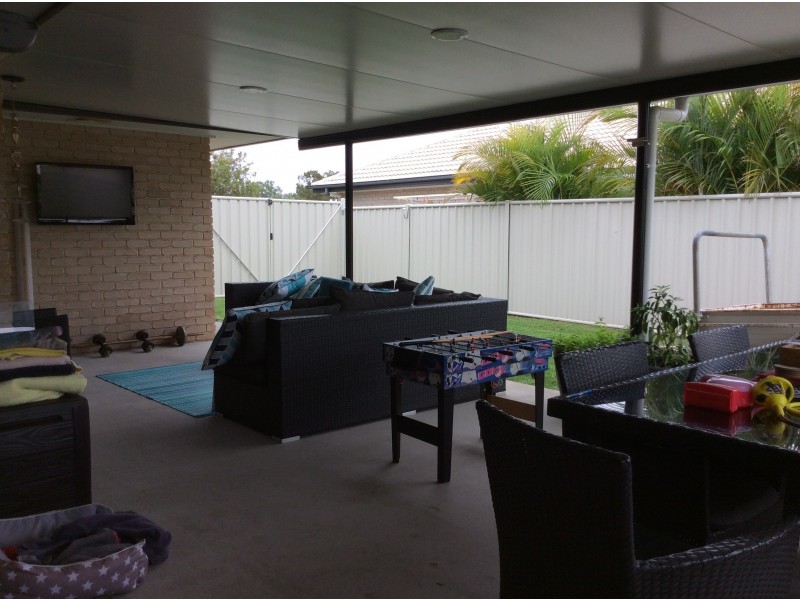 18 Mitchell St, Emerald QLD 4720