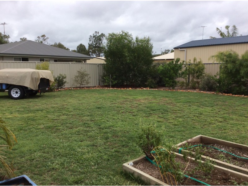 18 Mitchell St, Emerald QLD 4720