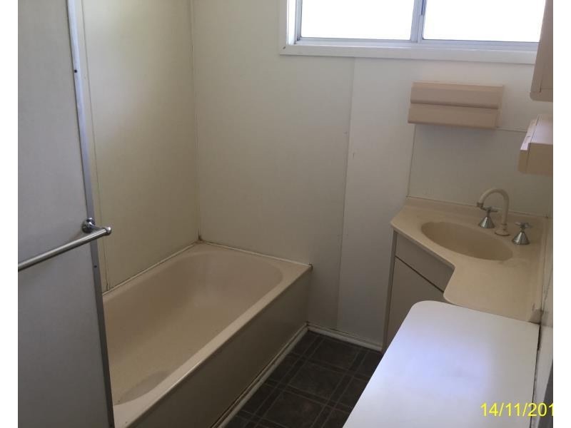 23 Wattle St, Blackwater QLD 4717