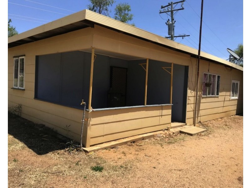 32 Keilambete Rd, The Gemfields QLD 4702