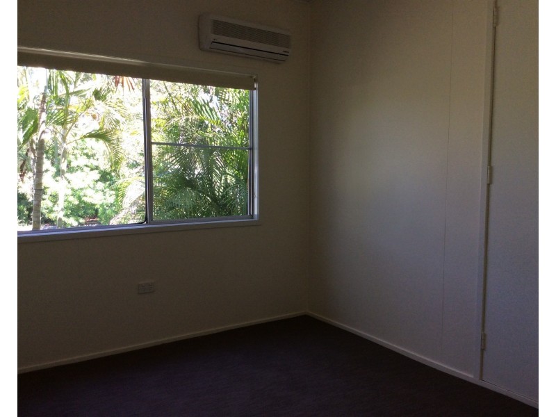 25 Centenary Dr, Emerald QLD 4720