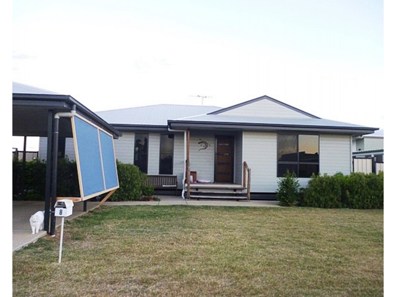 8 Cardinal Ct, Blackwater QLD 4717