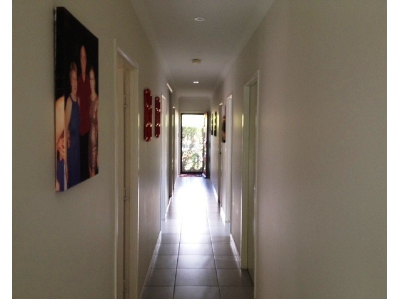 67 Parker Rd, Cannonvale QLD 4802