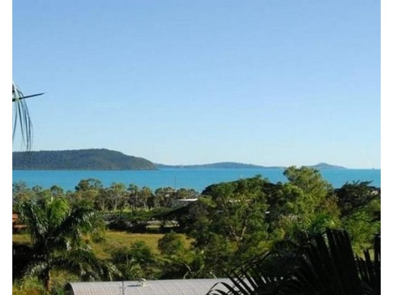 35 Jones Rd, Cannonvale QLD 4802