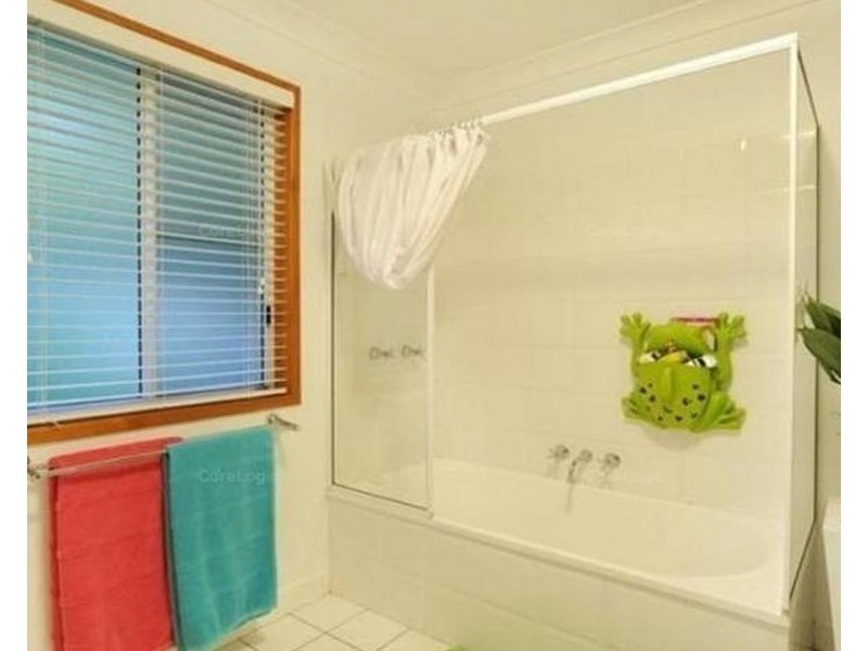 35 Jones Rd, Cannonvale QLD 4802