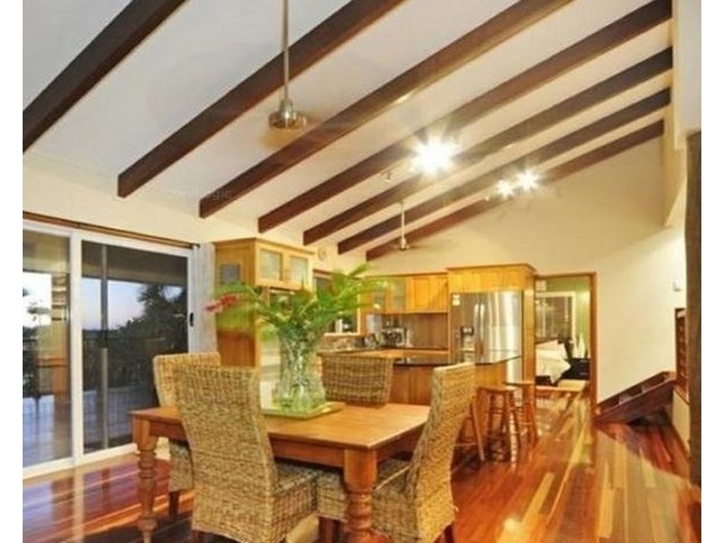 35 Jones Rd, Cannonvale QLD 4802