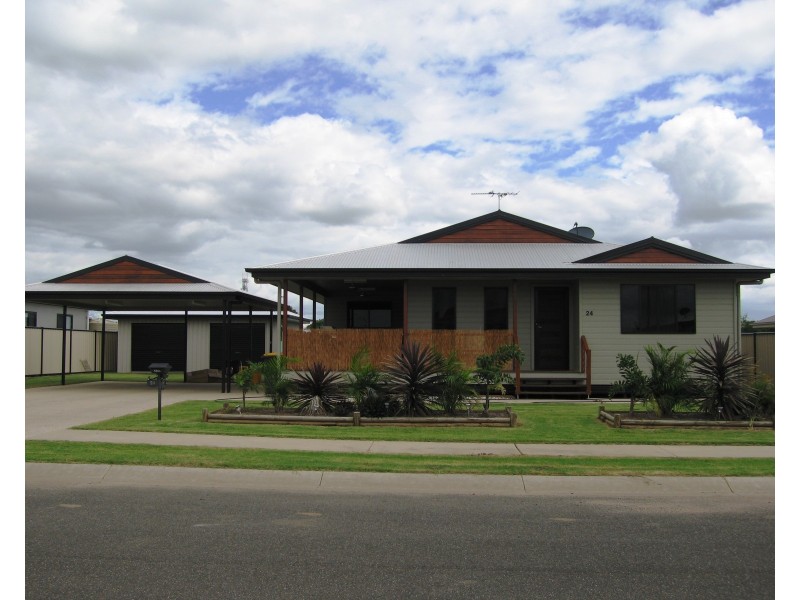 24 Deacon Drive, Blackwater QLD 4717