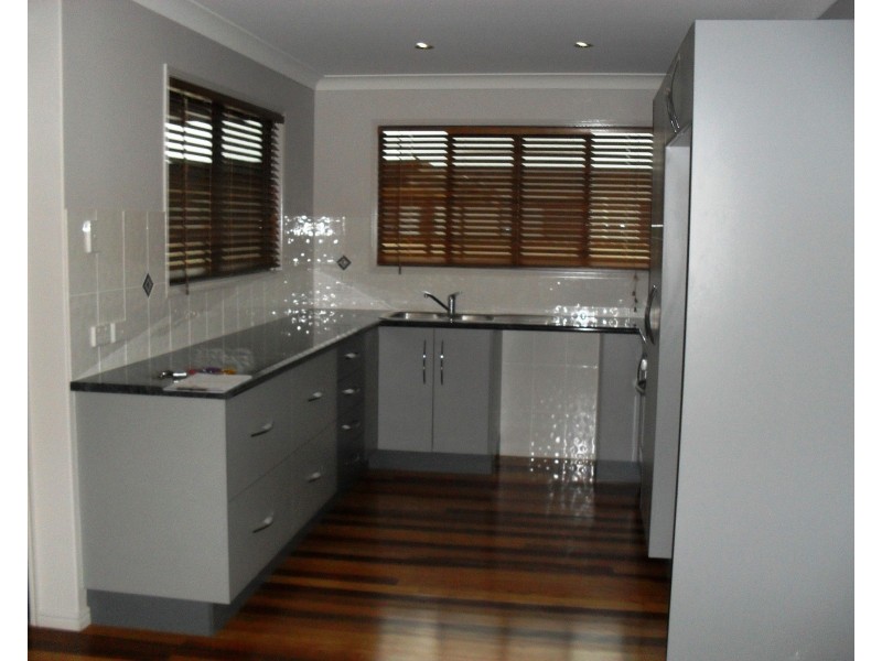 24 Deacon Drive, Blackwater QLD 4717