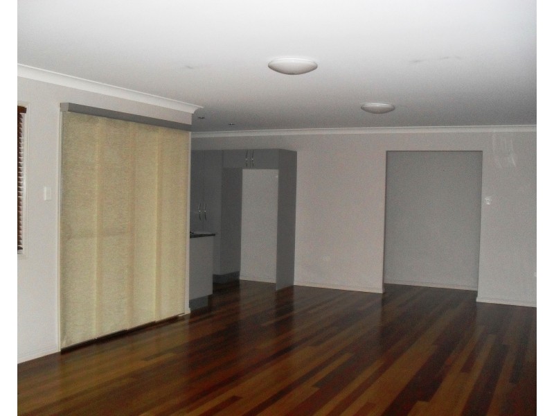 24 Deacon Drive, Blackwater QLD 4717