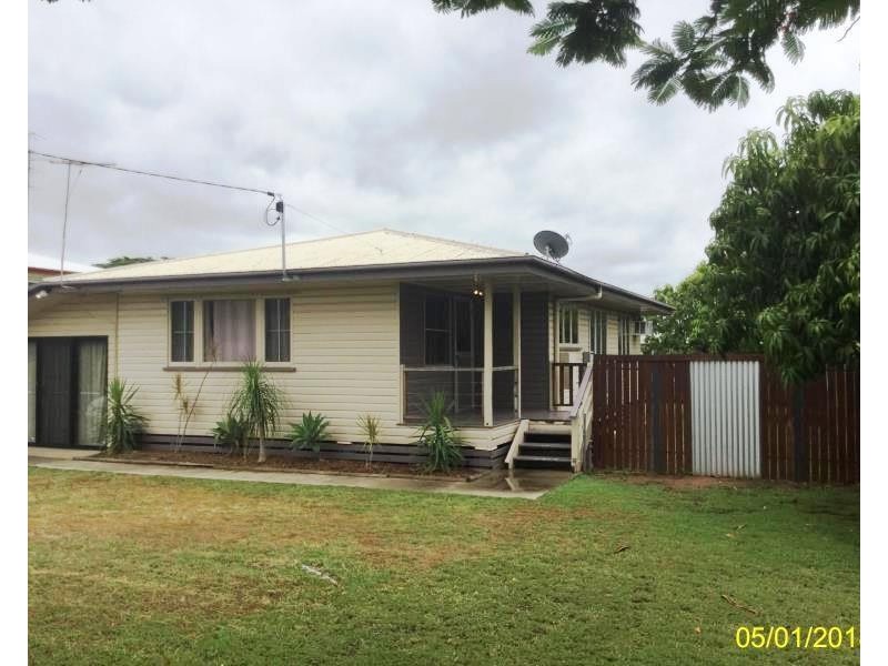 15 Seeman St, Blackwater QLD 4717