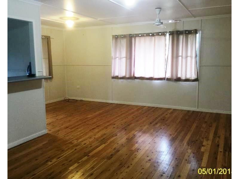 15 Seeman St, Blackwater QLD 4717