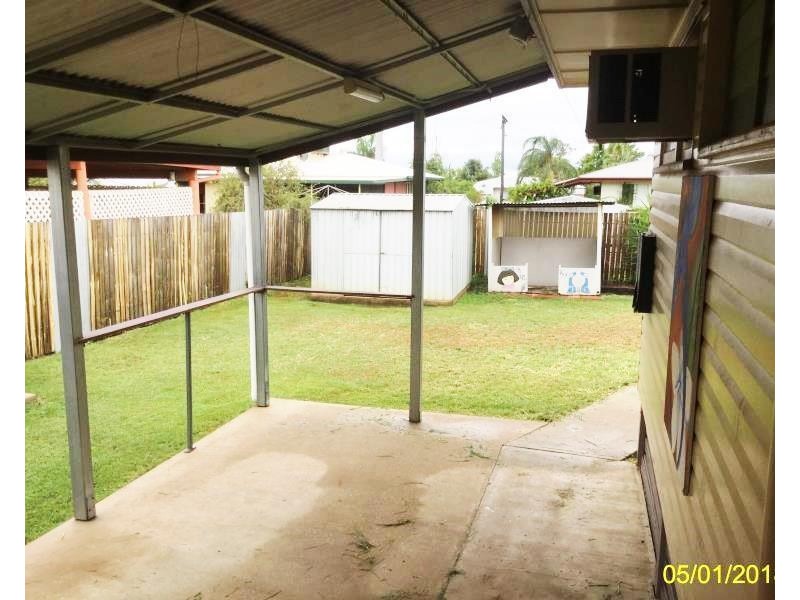 15 Seeman St, Blackwater QLD 4717