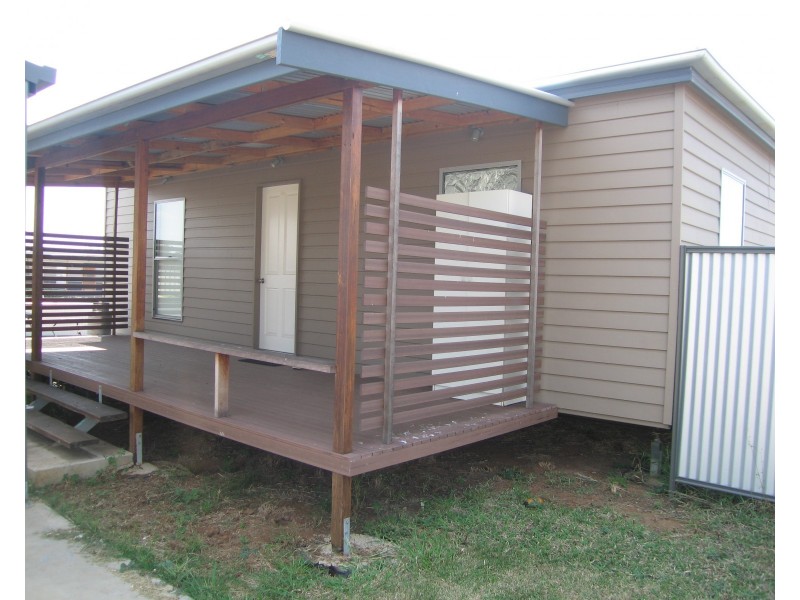 11A Summer Red Ct, Blackwater QLD 4717