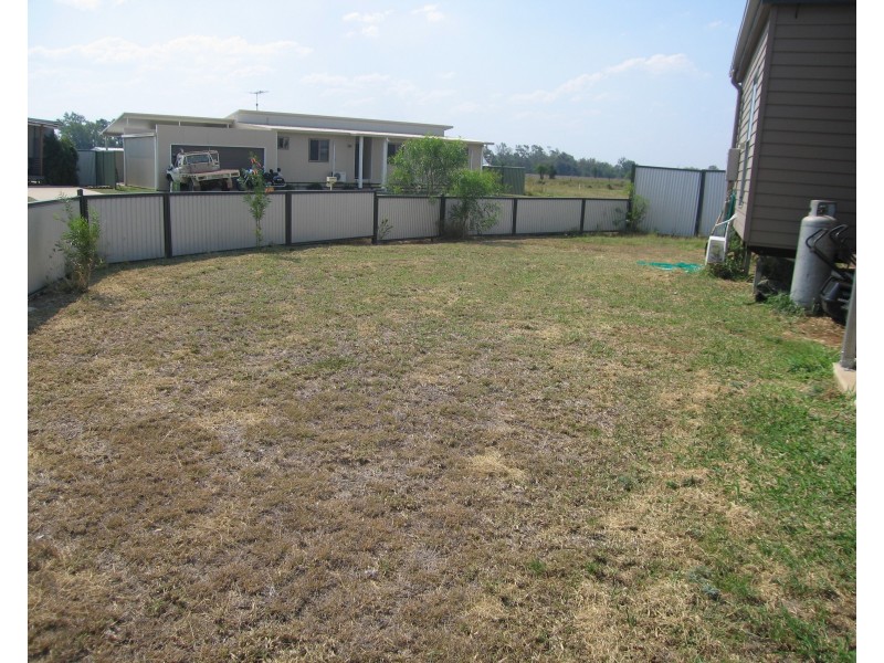 11A Summer Red Ct, Blackwater QLD 4717