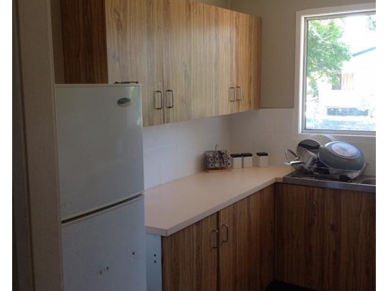 50 Acacia St, Blackwater QLD 4717