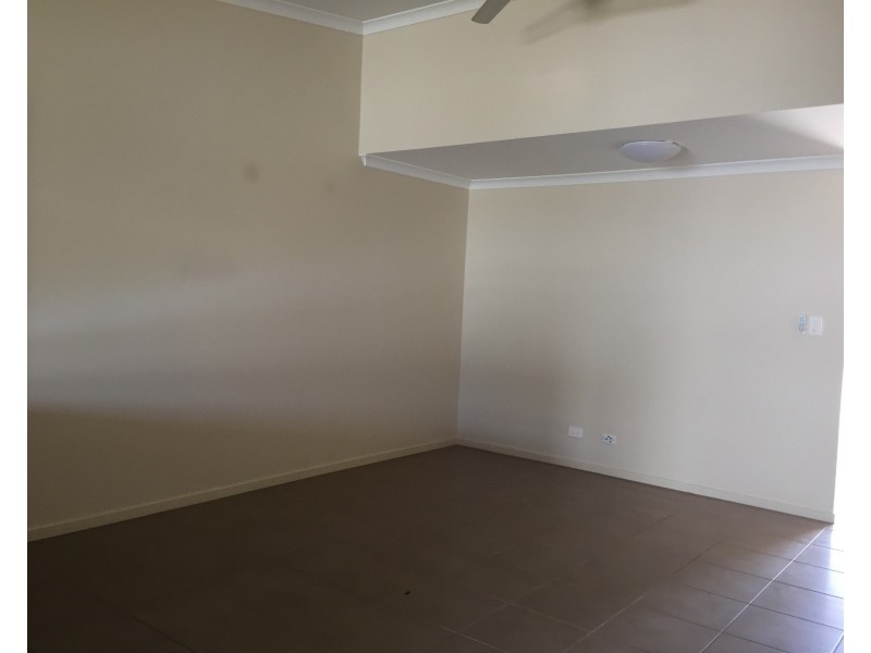 18/21 Rivergum Dr, Emerald QLD 4720