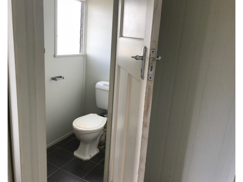 32 Meteor St, Rolleston QLD 4702