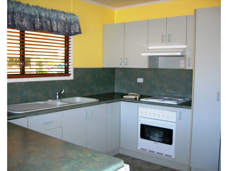 26 Rufus Street, Blackwater QLD 4717