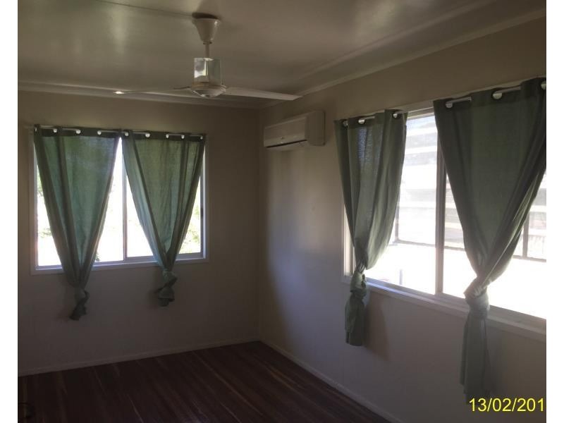 24 Bendee Cres, Blackwater QLD 4717