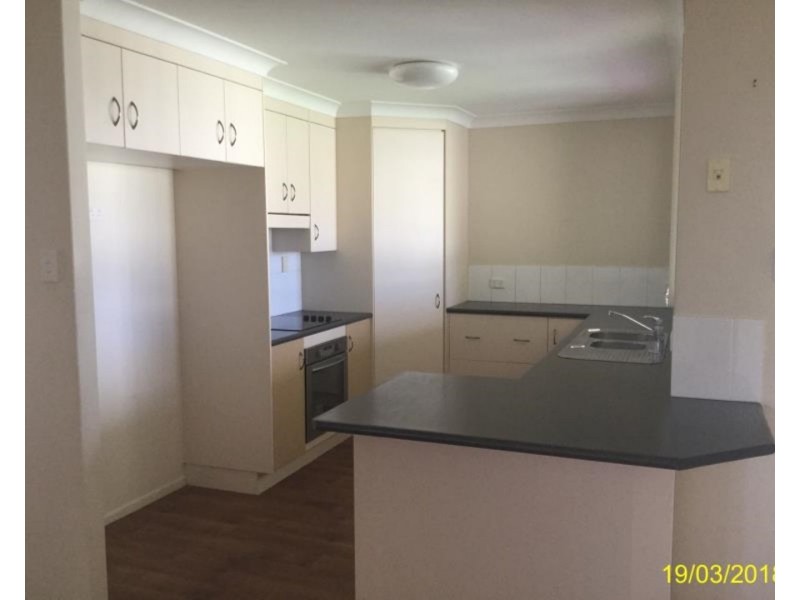 9 Boonery St, Blackwater QLD 4717