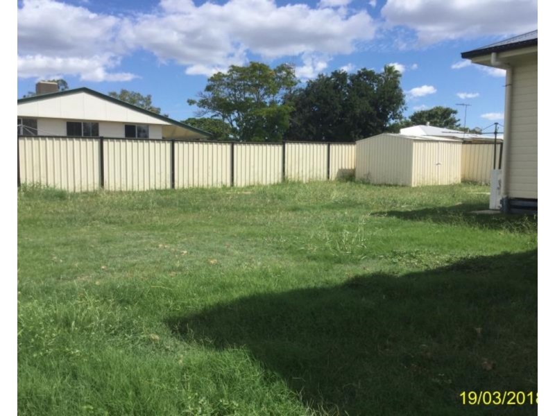 9 Boonery St, Blackwater QLD 4717