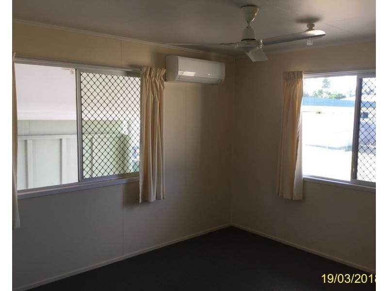 8 Mangrove St, Blackwater QLD 4717