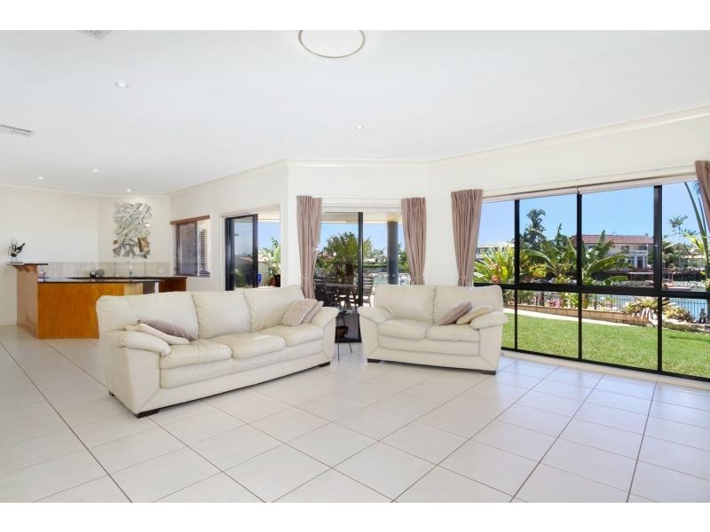 20 Mariner Court, Newport QLD 4020