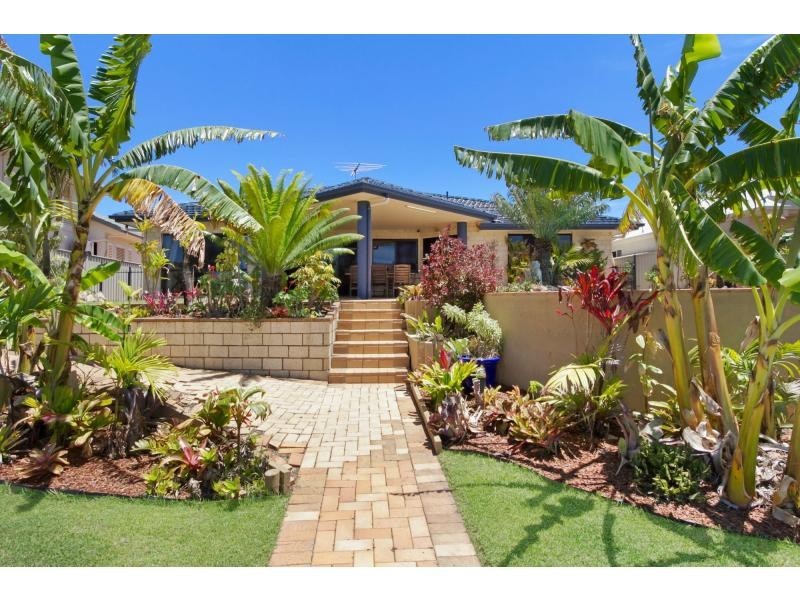 20 Mariner Court, Newport QLD 4020
