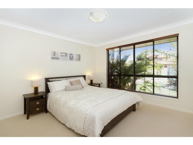 20 Mariner Court, Newport QLD 4020