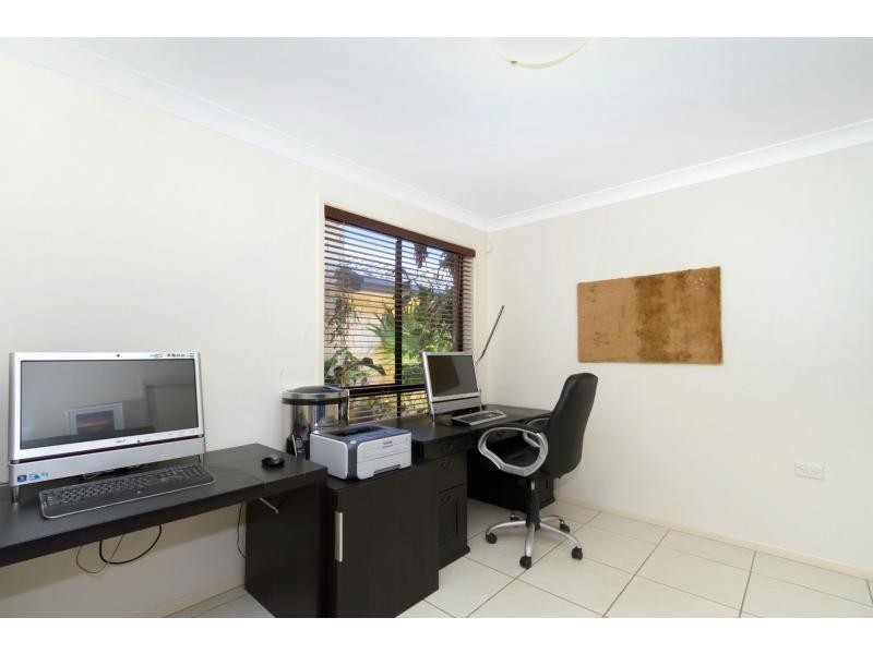 20 Mariner Court, Newport QLD 4020