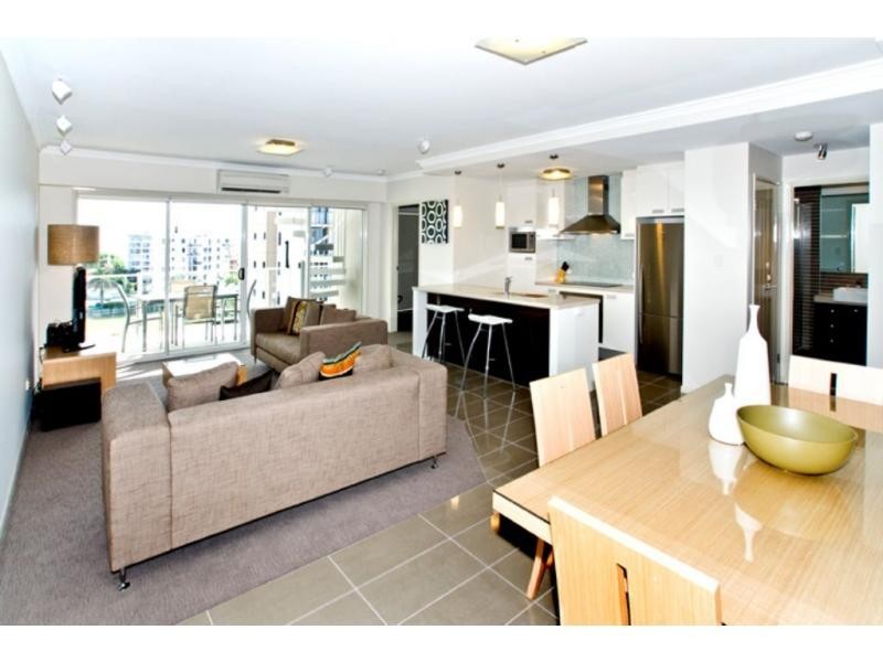 20/1 Sydney Street, Redcliffe QLD 4020