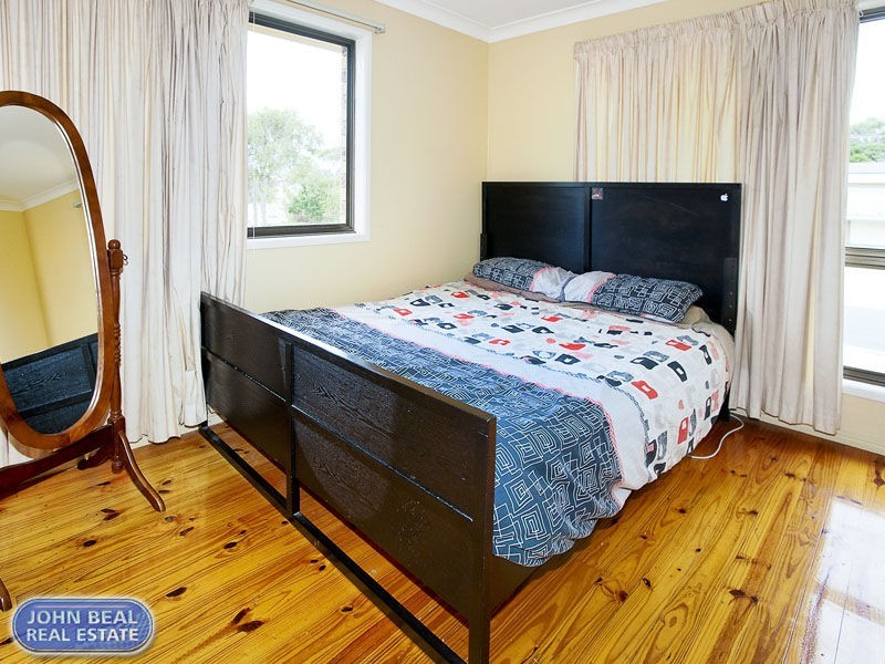 17 Longland Street, Redcliffe QLD 4020