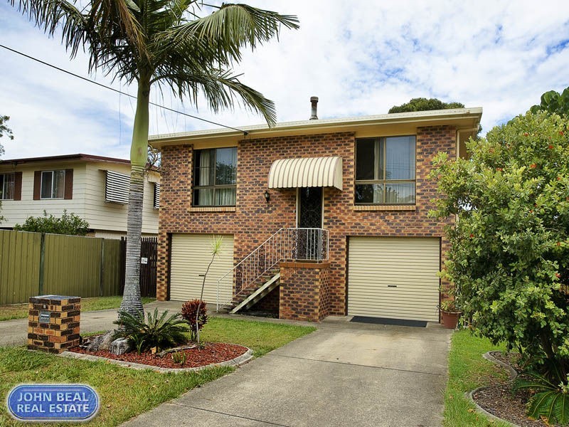 17 Longland Street, Redcliffe QLD 4020