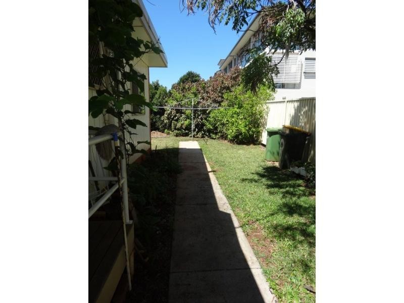 3/109 Prince Edward Parade, Scarborough QLD 4020
