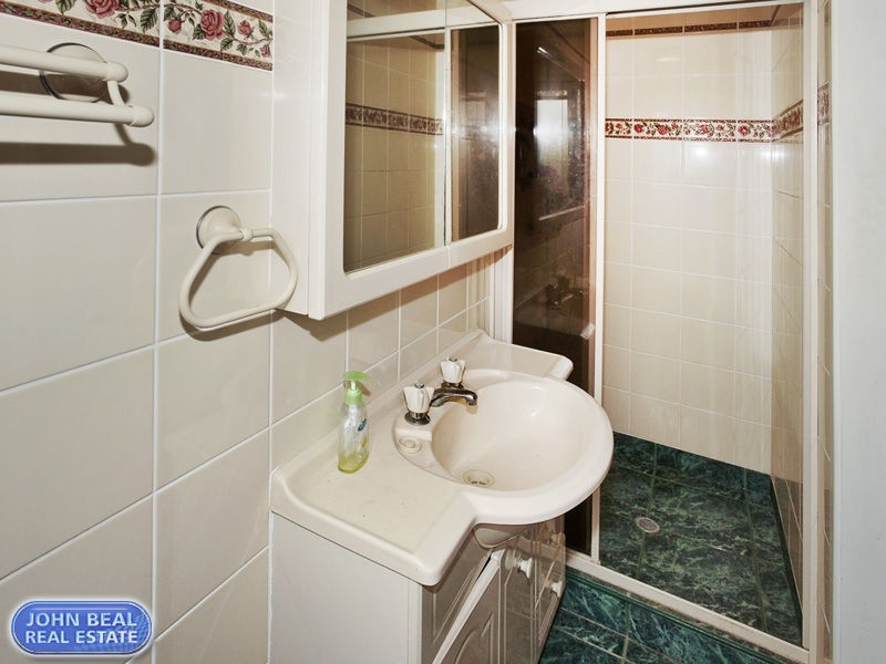 154 Anzac Avenue, Redcliffe QLD 4020