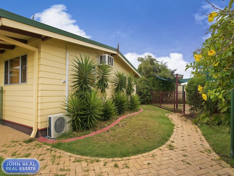 154 Anzac Avenue, Redcliffe QLD 4020
