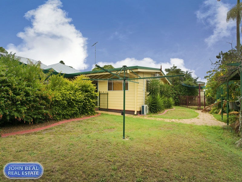 154 Anzac Avenue, Redcliffe QLD 4020