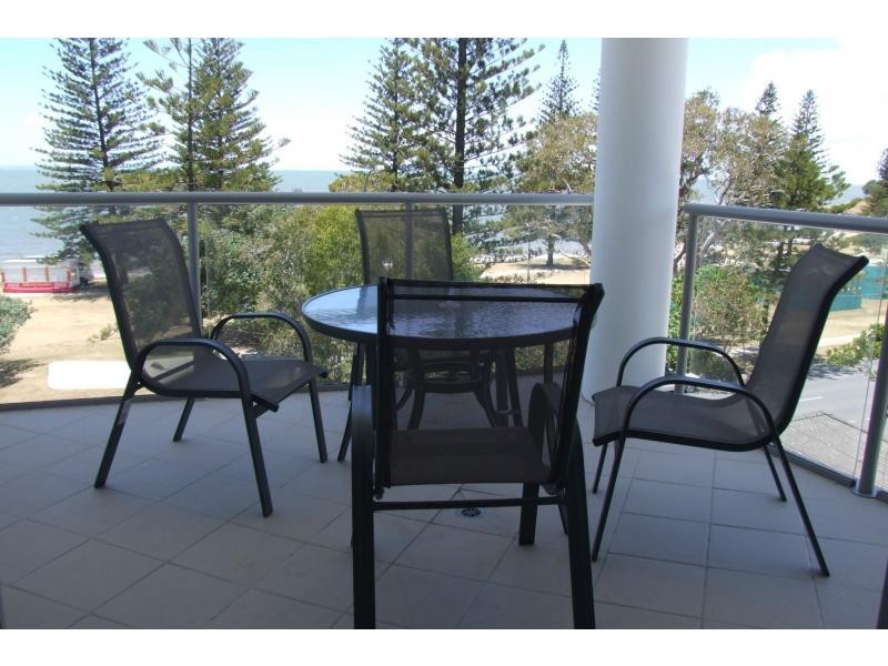 303/87-89 Landsborough Avenue, Scarborough QLD 4020