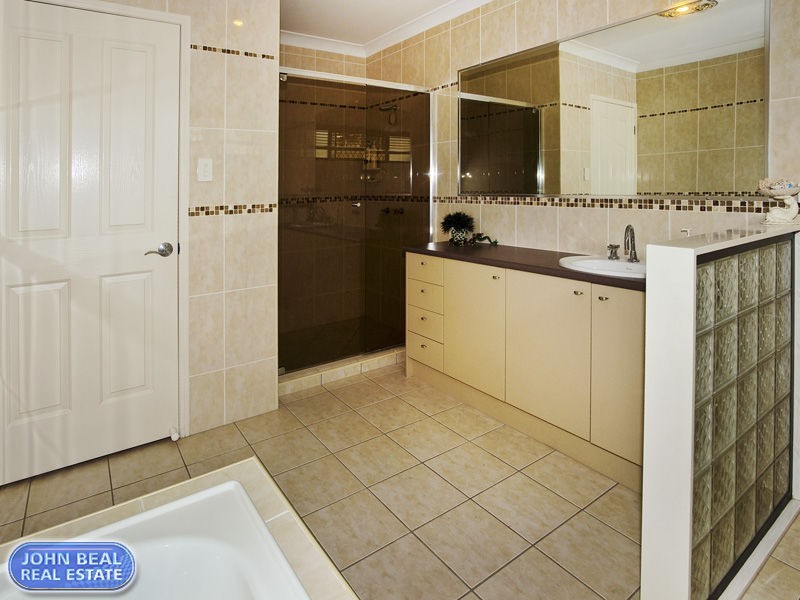 359a Oxley Avenue, Margate QLD 4019