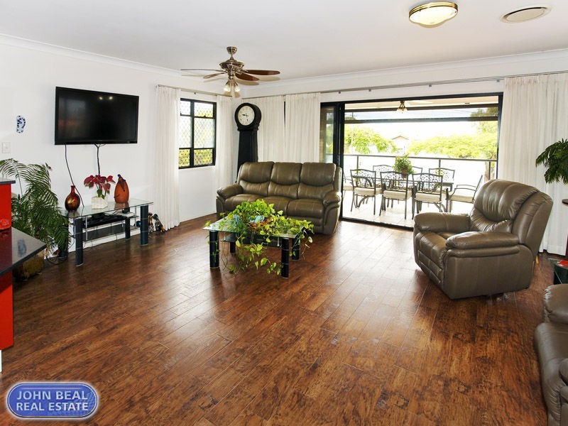 359a Oxley Avenue, Margate QLD 4019