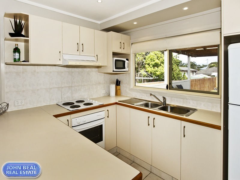 49 McLennan Street, Woody Point QLD 4019