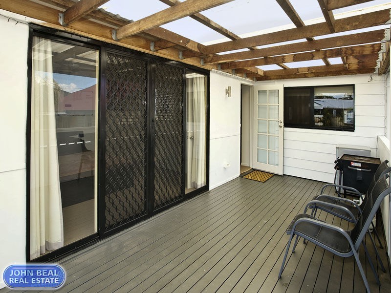 49 McLennan Street, Woody Point QLD 4019