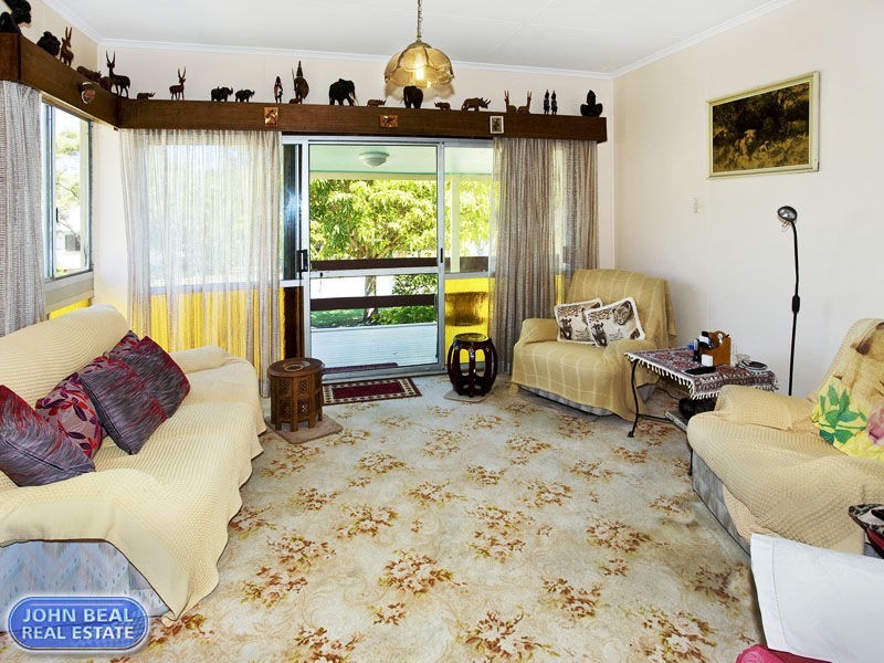 12 Brennan Road, Scarborough QLD 4020