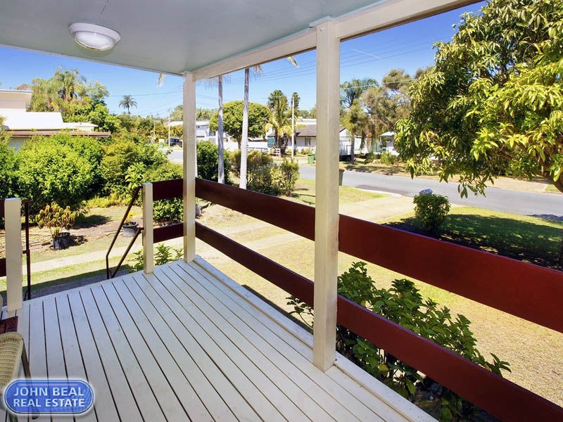 12 Brennan Road, Scarborough QLD 4020