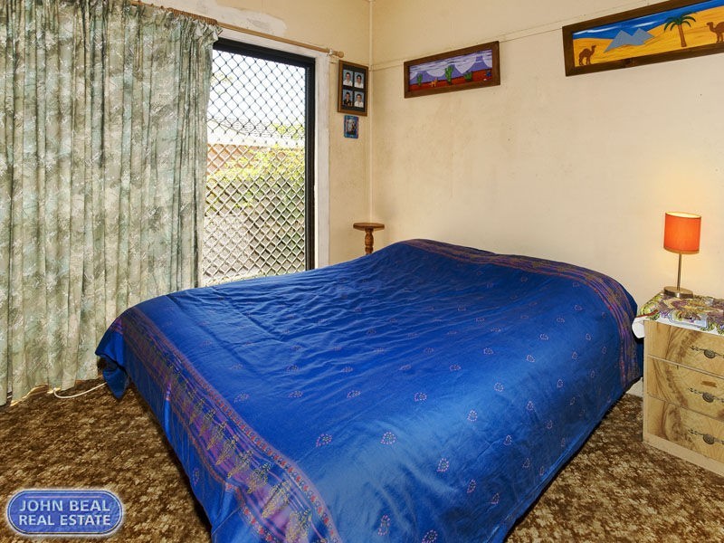 12 Brennan Road, Scarborough QLD 4020