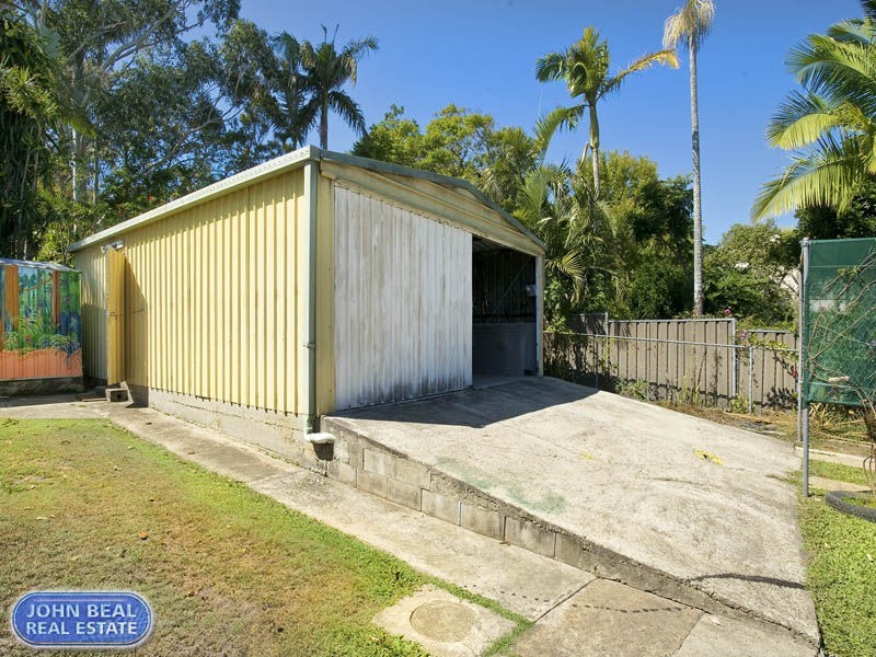 12 Brennan Road, Scarborough QLD 4020