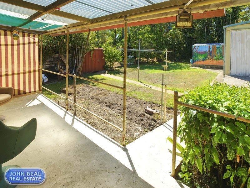 12 Brennan Road, Scarborough QLD 4020