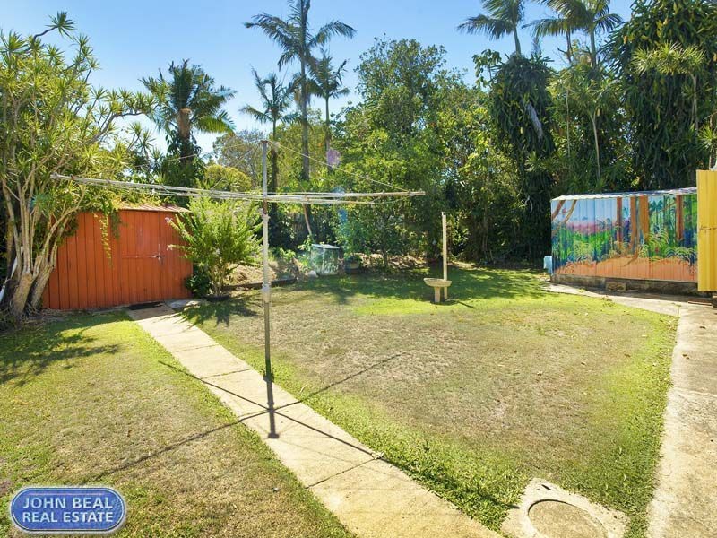 12 Brennan Road, Scarborough QLD 4020